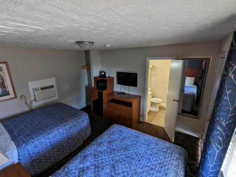 Bea'S Parkway Inn 마운트 에어리 외부 사진